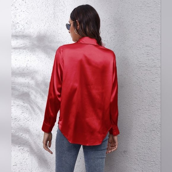 Red Collared Neck Buttoned Long Sleeve Shirt - Picture 3 of 5